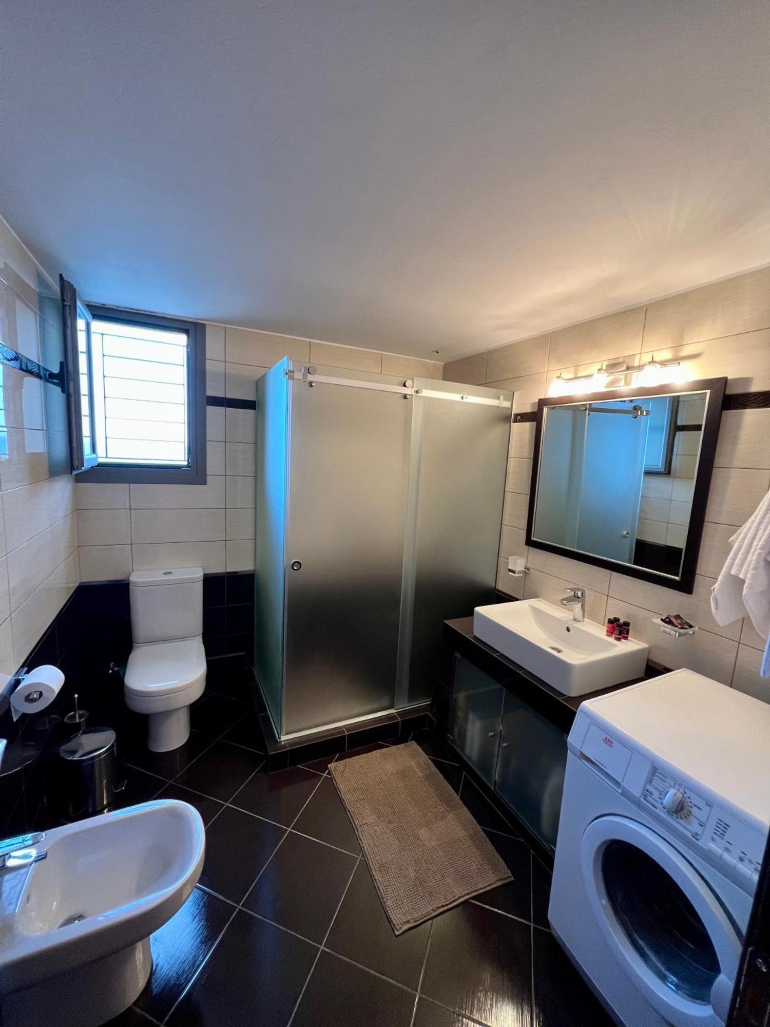 Vl Luxury Villa Kiveri Luaran gambar